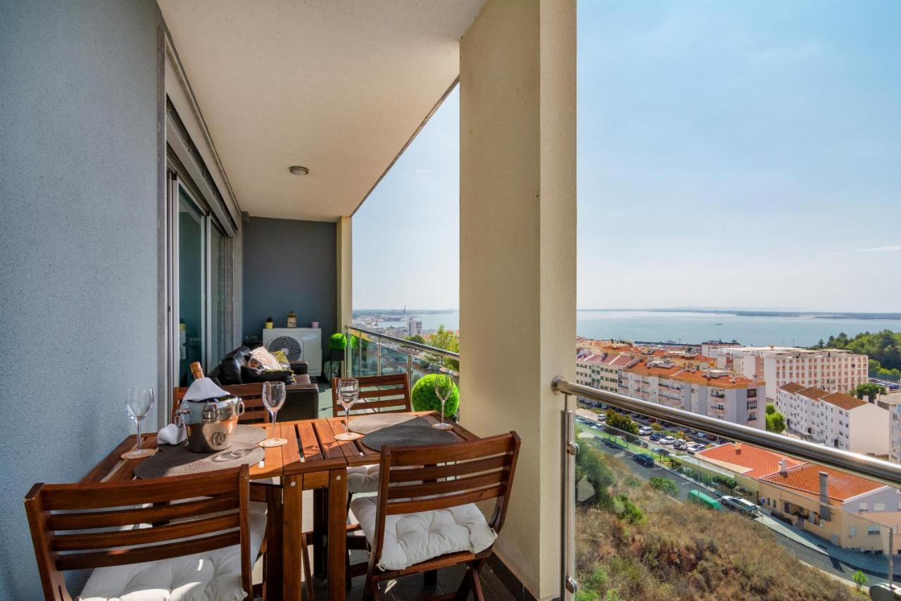 Setubal Panoramic Sky Apartment Екстериор снимка